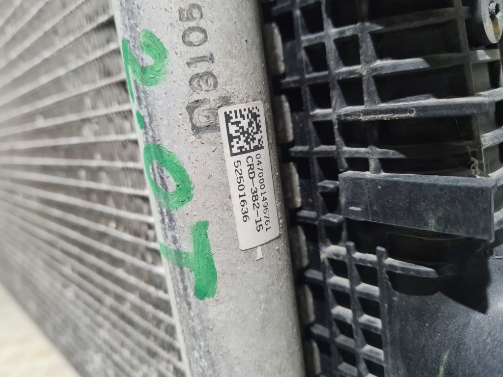 фото №13, Радіатор води інтеркулер вентилятор insignia a 2.0 turbo 250km механічна коробка передач