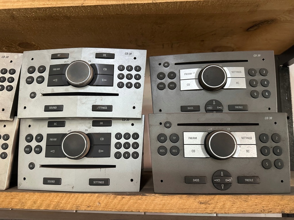 фото №1, Opel радио zafira astra vectra 13289928 13233926