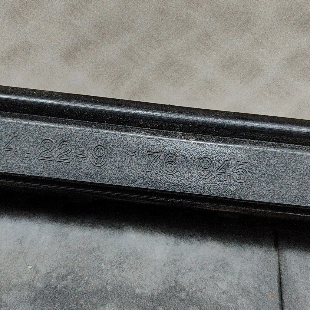 Bmw 5 g30 g31 2018 решётка вентиляционная под бампером задним с Разборки