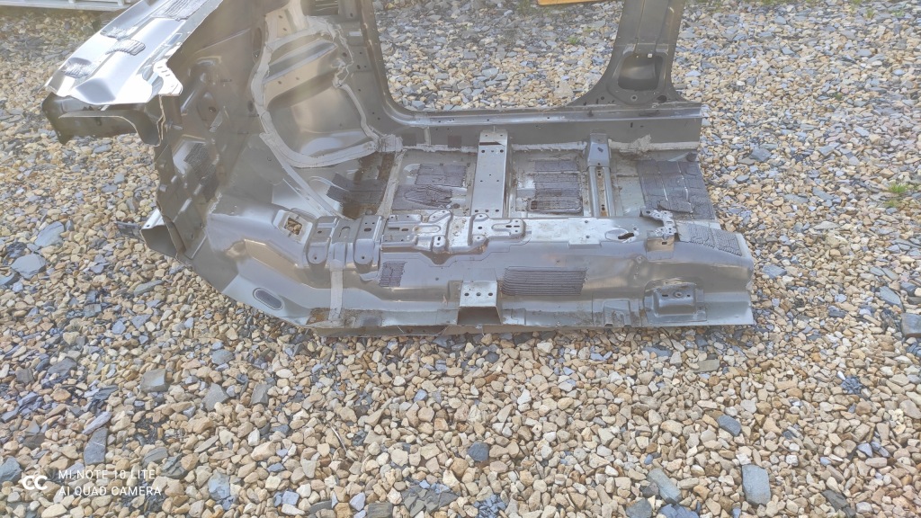 фото №3, Ford focus mk3 чверть права підкрилок лонжерон