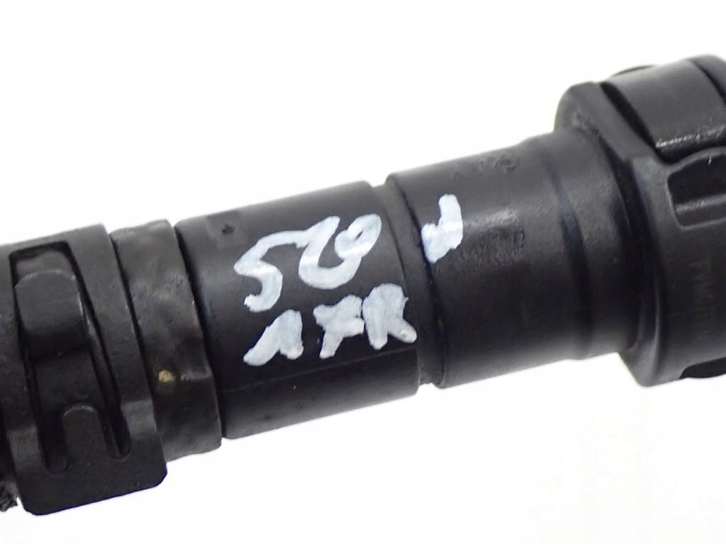 Патрубок шланг трубка пального форсунок повернення палива bmw 5 g30 g31 520d 2.0d b47 17r Доставка