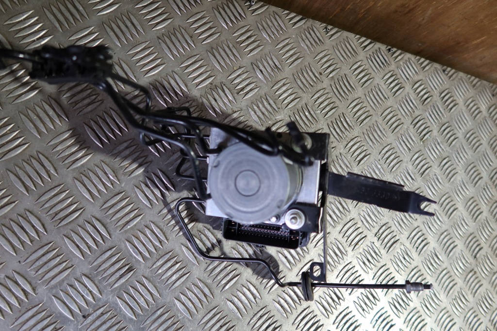 Купить Насос abs блок управления a-klasa hybrid a2439008100