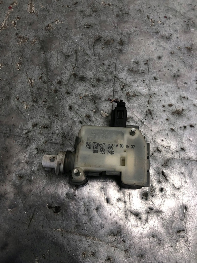 фото №1, Привод замка центрального seat leon ii 1m0959781a