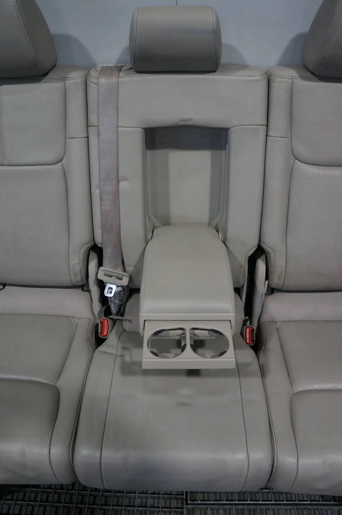 фото №5, Заднє сидіння сидіння сидіння drugi ряд drugiego rzędu jeep commander xk
