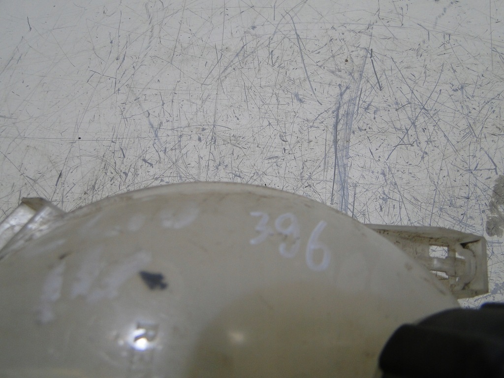 фото №7, Renault clio iv бак расширительный