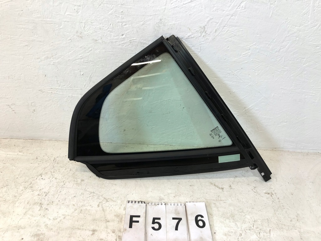 фото №1, Volvo xc40 стекло дверь правая 18 -