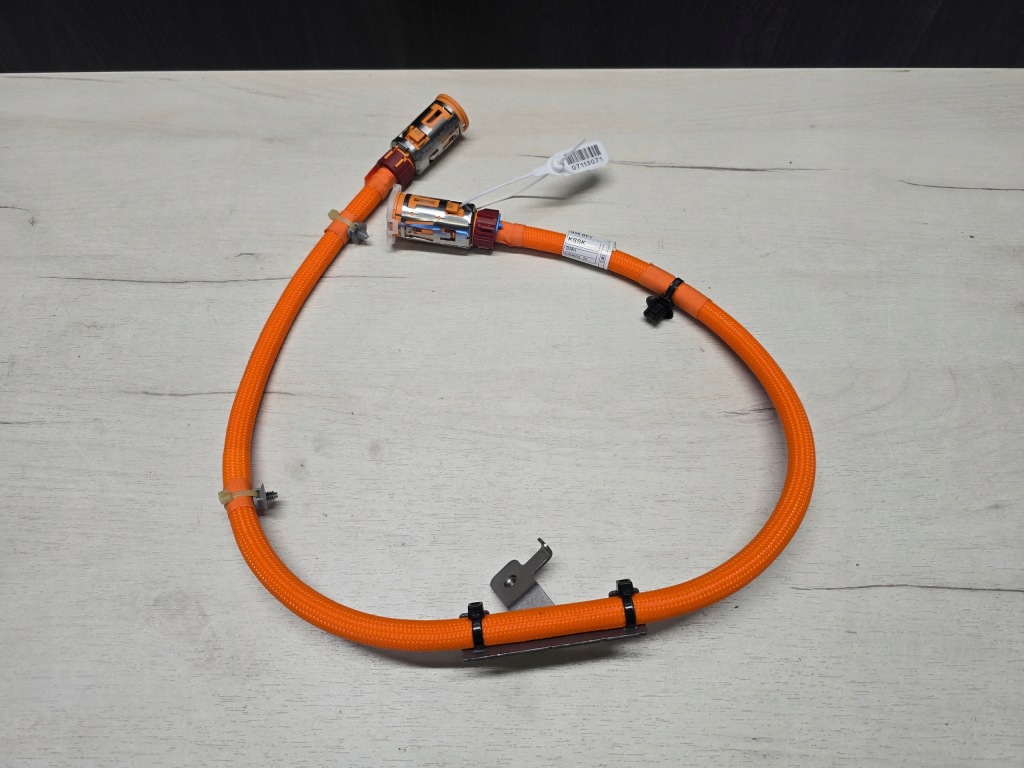 Купити Шланг напруги кондиціонера bmw x3 ix3 g08 5a0dda9 новий