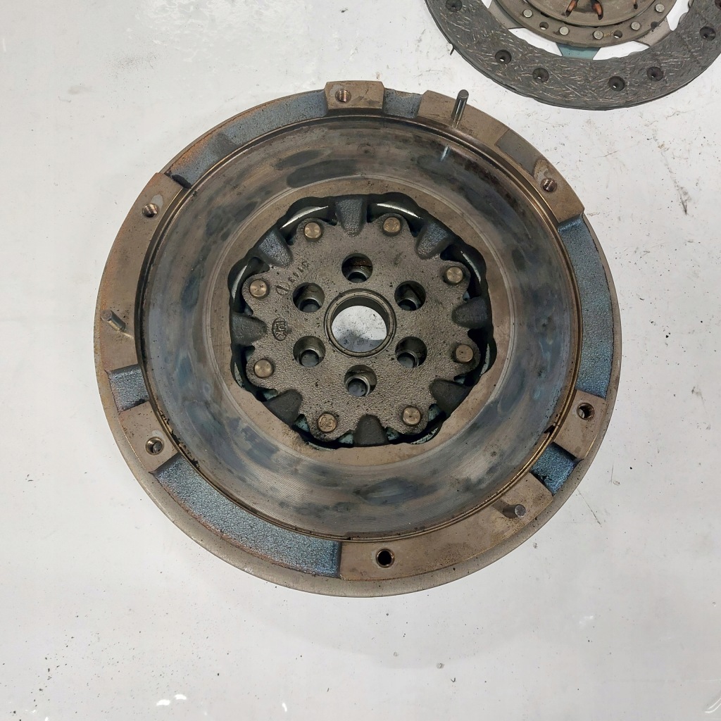 фото №7, Opel astra k 5 1,2t 146km f12shr сцепление двухмассовый маховик полный 55504490 16tyś