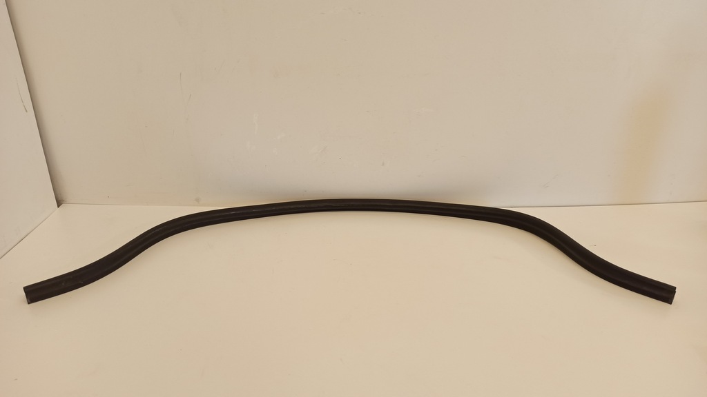 фото №1, Audi a1 82a прокладка капот 82a823723