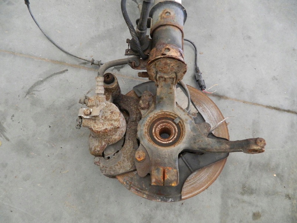 Амортизаторна стійка поворотний кулак fiat linea 1.3 16v m-jet 2007-2015r. лівий Київ