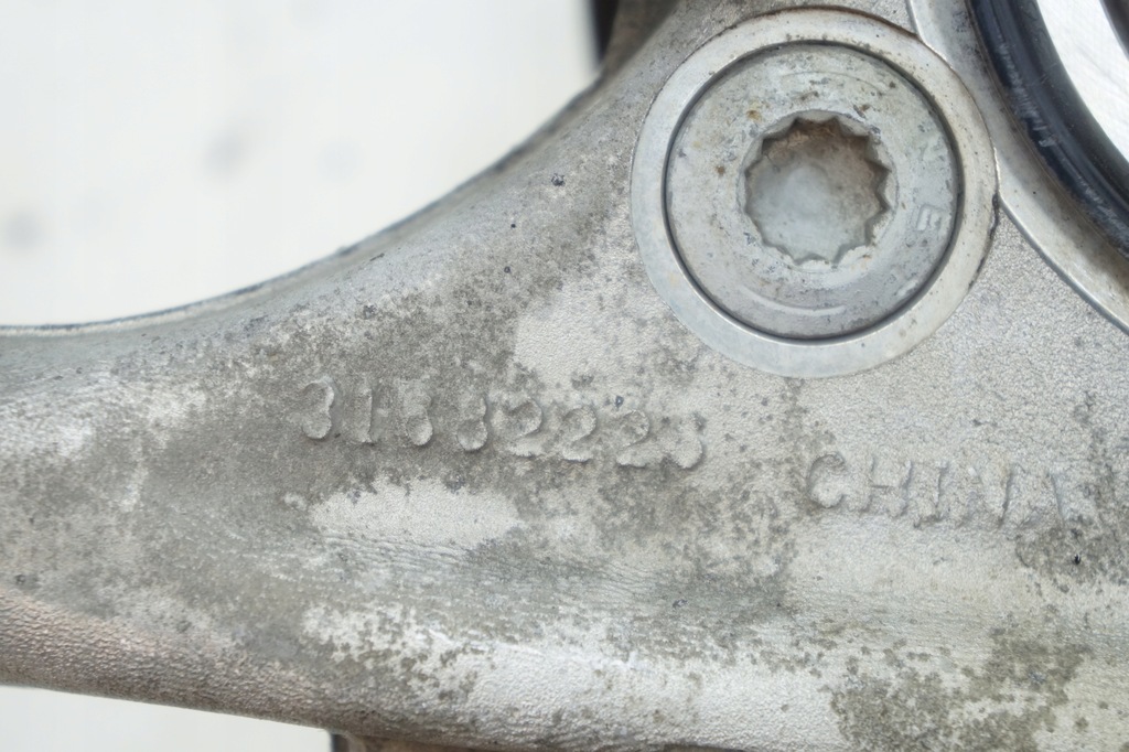 фото №7, Volvo v90 ii 23r поворотный кулак колеса правый перед prziednia правая 31682226