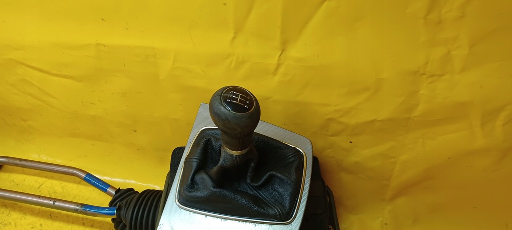 фото №13, Домкрат передач механічна коробка передач audi a4 b6 2,0b 8e0711025 00-04r 5 передач .