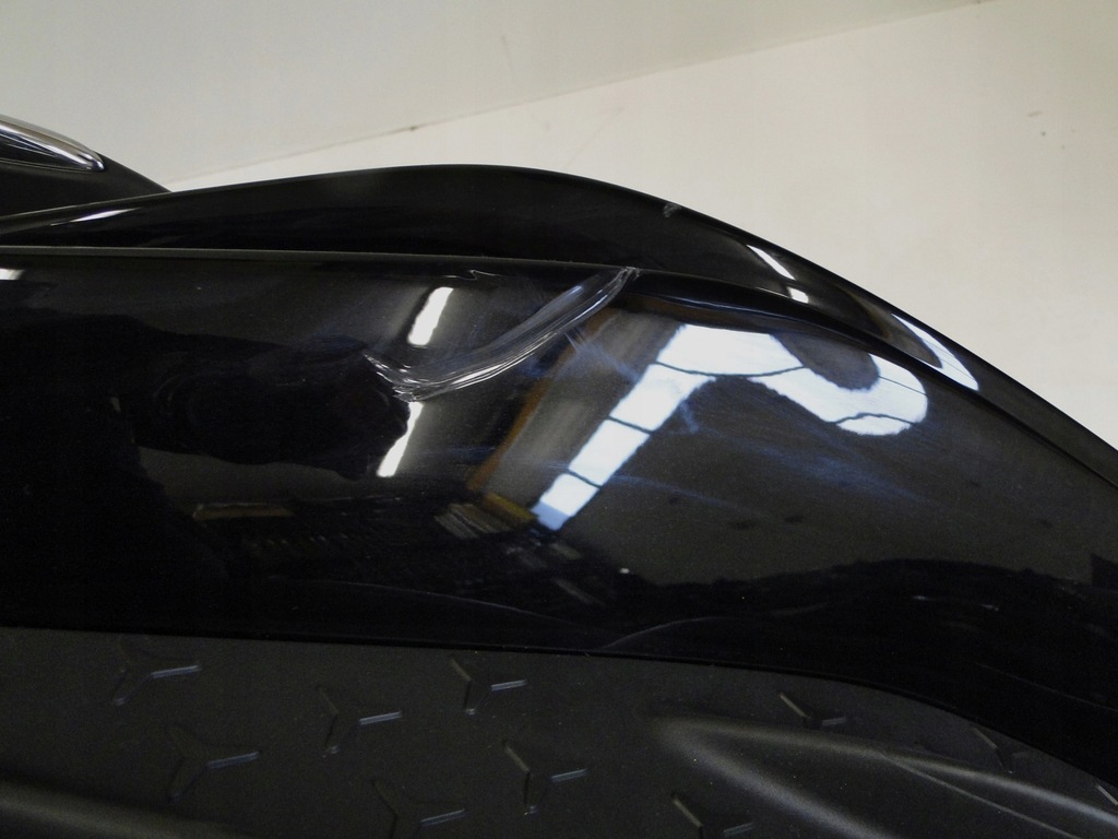 фото №10, Mercedes бампер передний amg na датчики pts e klasa 214 w214 s214