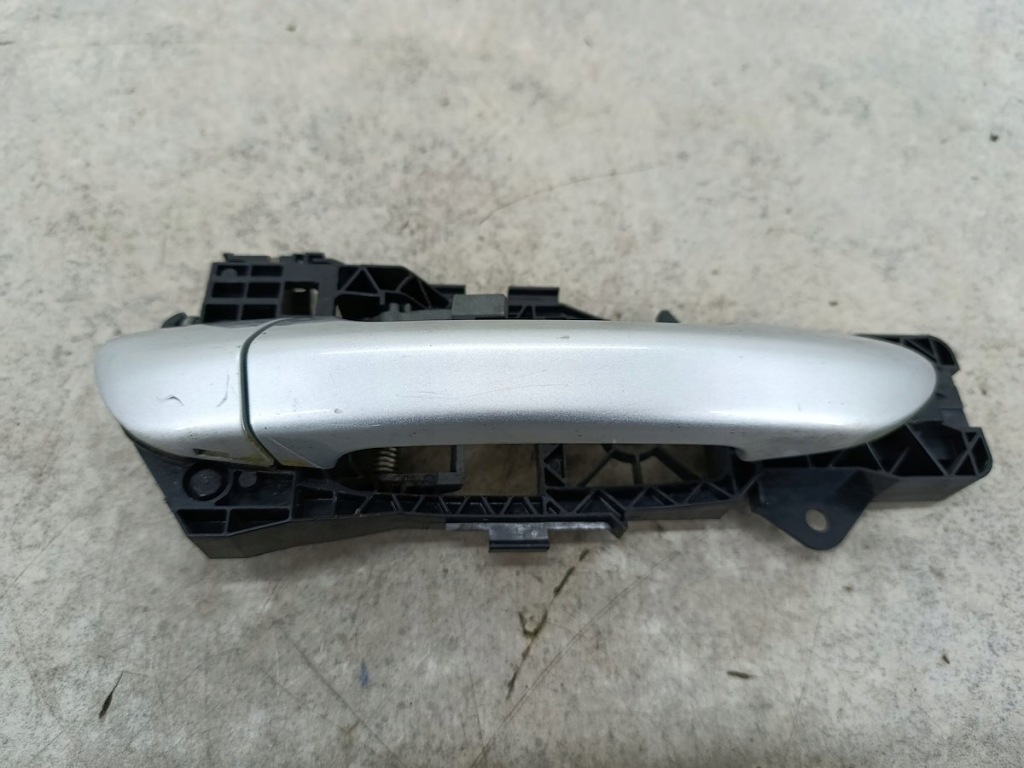 Купить Основание ручка правый  задний vw passat b6