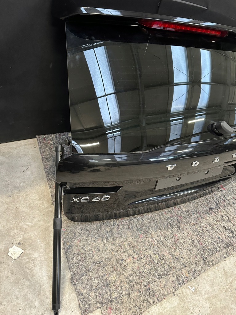 фото №2, Кришка багажника багажника задня камера volvo xc60 ii