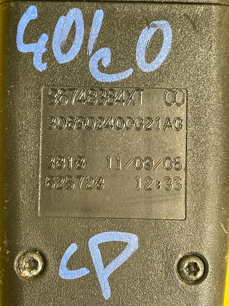 Citroen c4 - комплект ремней с натяжитель - левое  перед - a045014 Киев