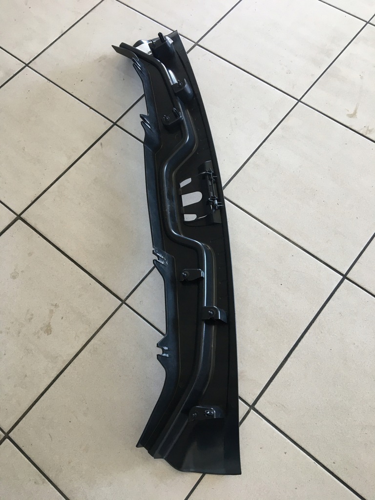 фото №9, Volvo v60 i 10- lift 13- защита поперечина задняя порог багажника 30721873