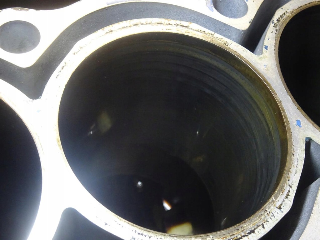 фото №7, Mercedes w203 cl203 clc 1.6 компресор 271.911 блок двигуна підпори вала