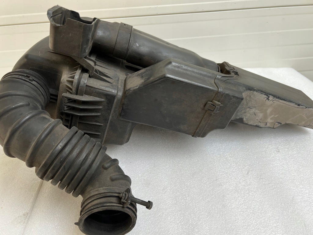 фото №6, Корпус фільтра повітря kia venga 281121p100