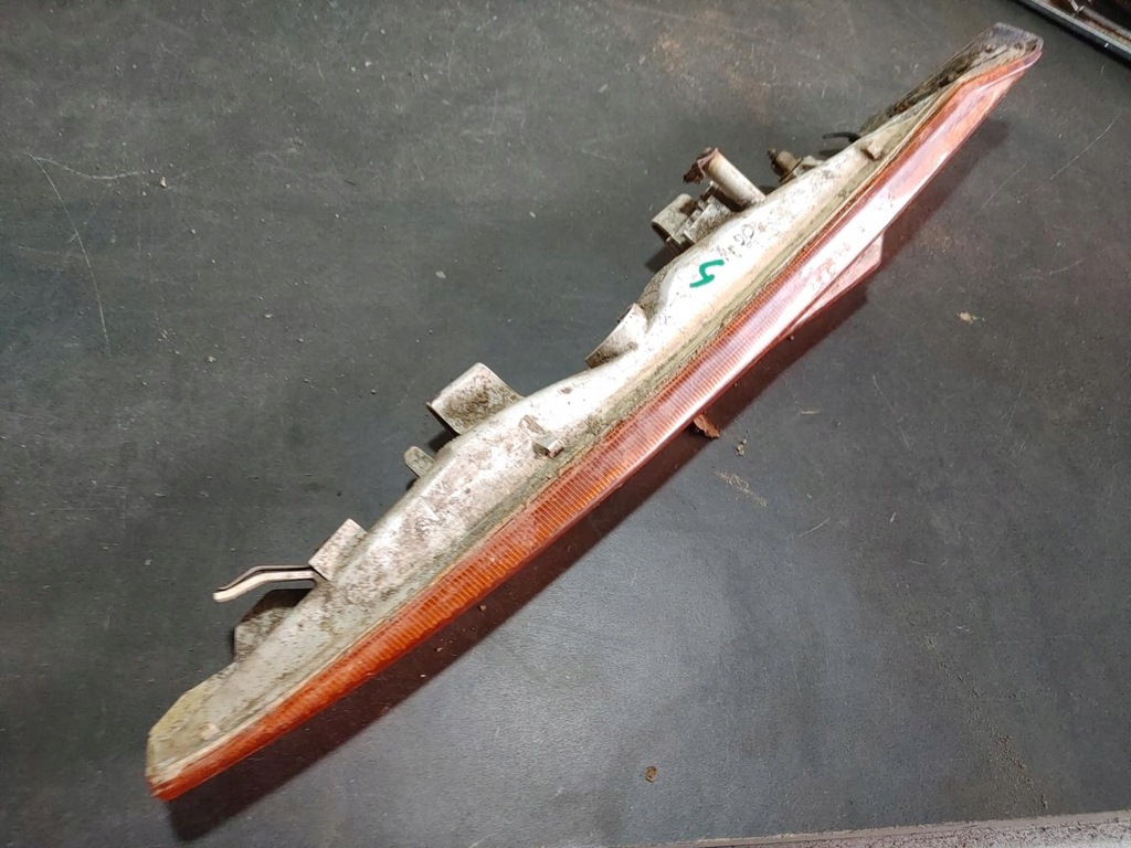 фото №9, Поворотник лівий stanley 046-0445 mitsubishi lancer c1 1984-88 rok