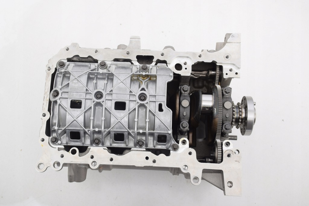 фото №8, Bmw x3 g01 x4 g02 2,0t блок dół двигателя wał коленчатый поршни b42d b46b20b