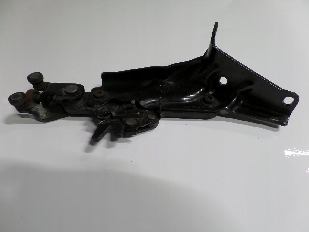 фото №1, Fiat doblo ii замок ролик нижняя дверь правая