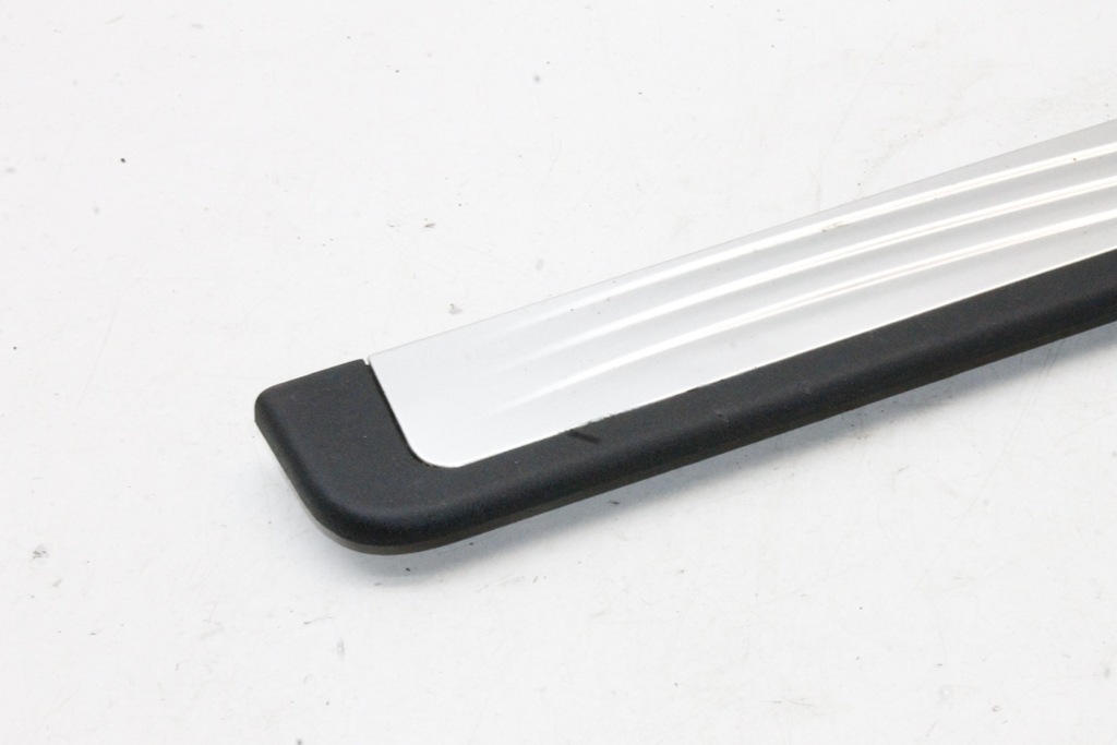 фото №7, Левая передняя молдинг порог infiniti m y51 769b11ba0a 3.5l hybrid 268kw