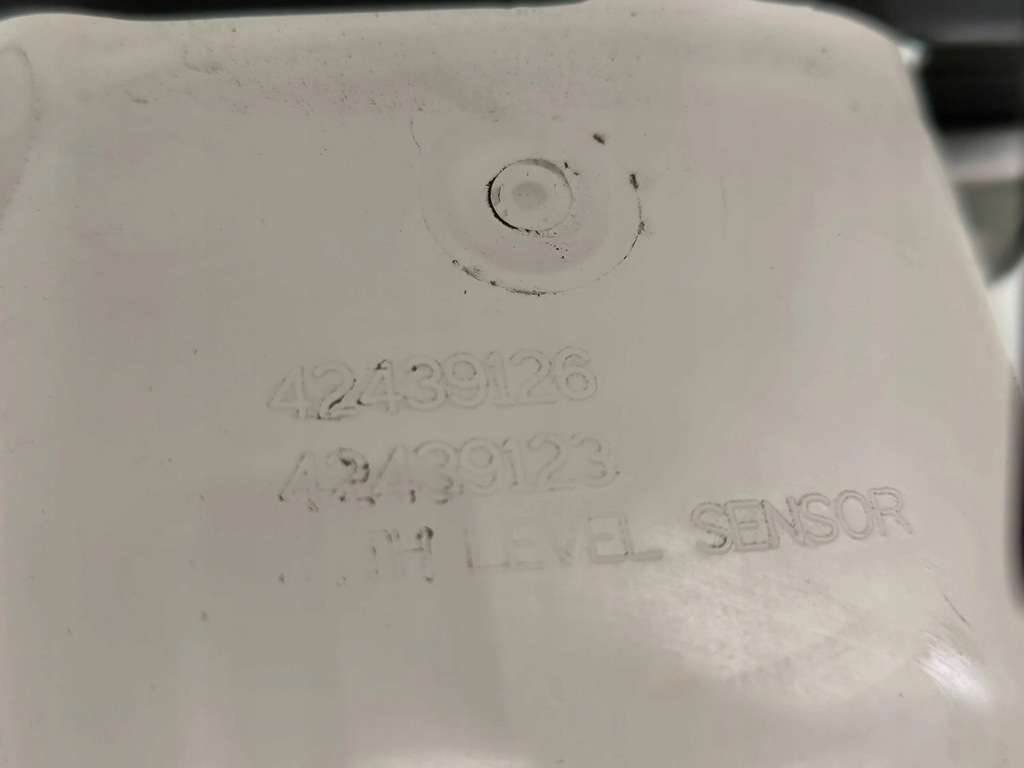 фото №6, Chevrolet bolt 2018 бак расширительный охлаждающая жидкость