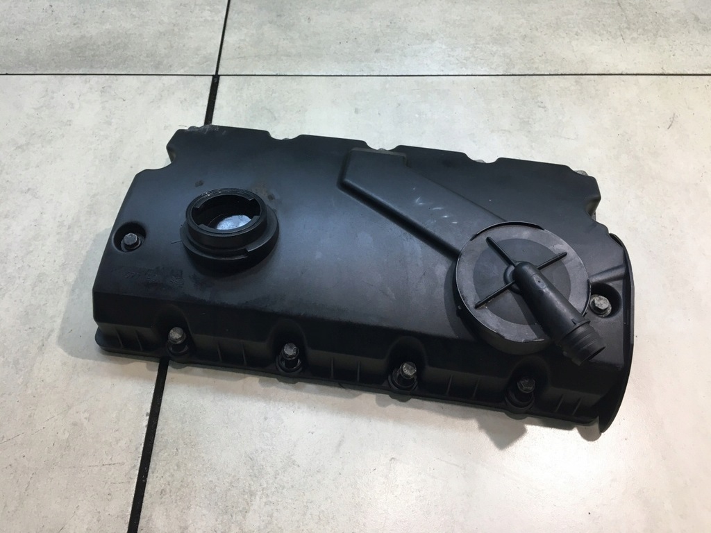 фото №4, Крышка клапанов audi a3 8l 1.9 tdi asz 038103469aj
