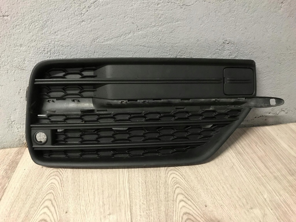 фото №1, Volvo xc90 ii решітка бампера права 31383442