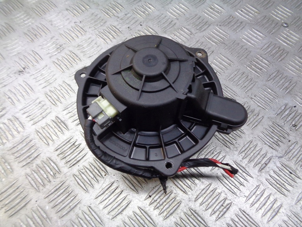 фото №1, Вентилятор обдув hyundai getz f00s330024