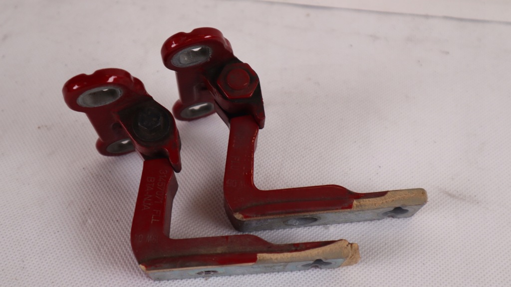 фото №4, Volvo xc40 петлі двері лівих перед 725