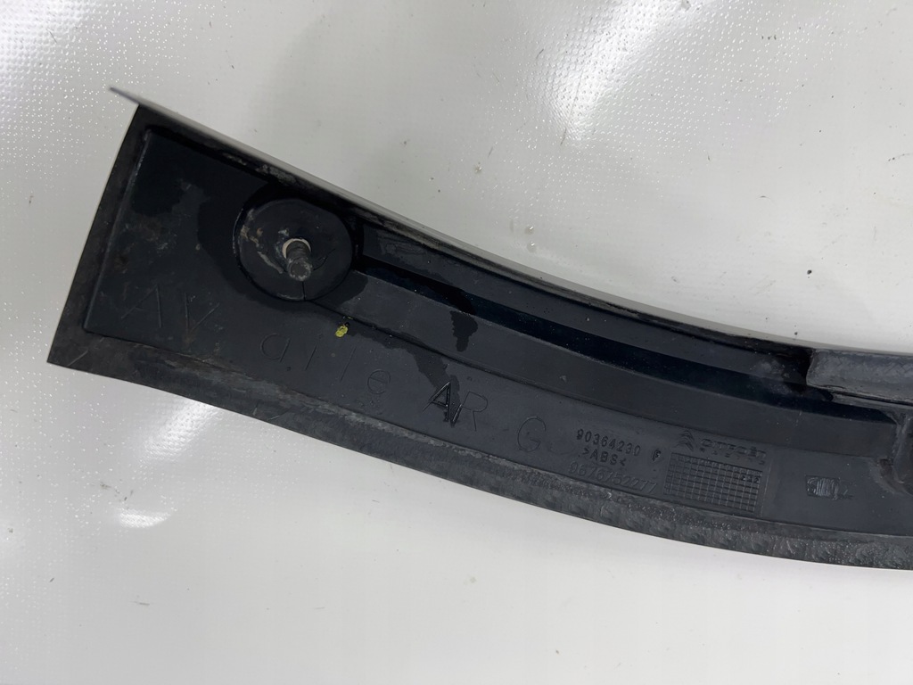 фото №8, Citroen ds3 racing карбон молдинг крила ліва