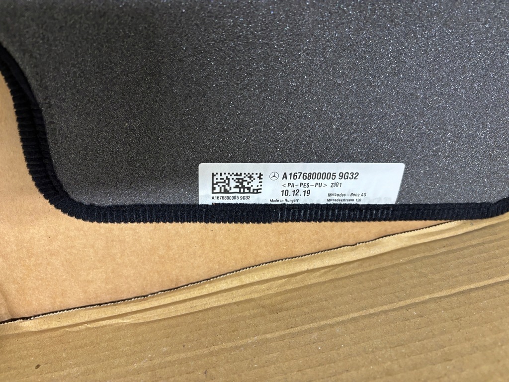 фото №9, Mercedes gle w167 коврики дворники задние nowe a1676800305 a1676800005