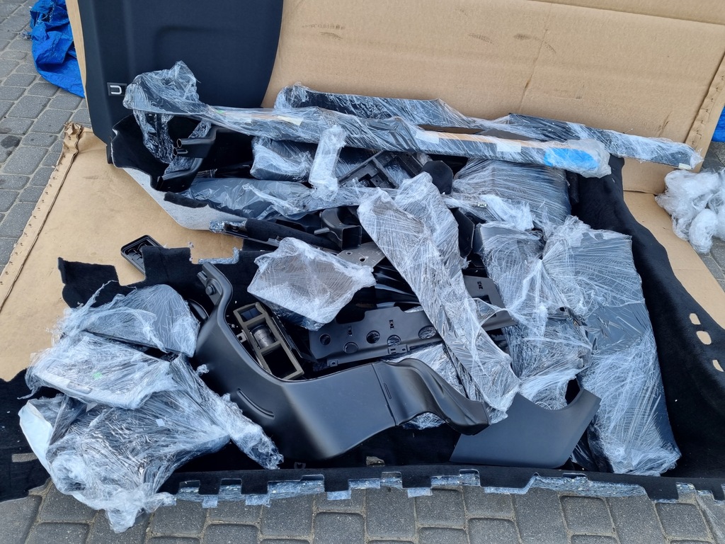 фото №3, Vw passat cc lift пластики салон