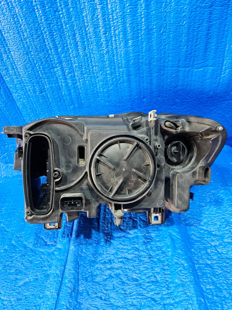 Bmw x3 f25 f26 lci рестайлинг  фара ксенон правый  поворотный 7429076-01 в Украине