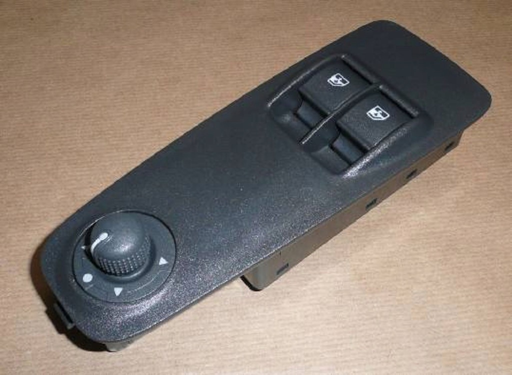 Купити Кнопка ust.lust. c jumper iii