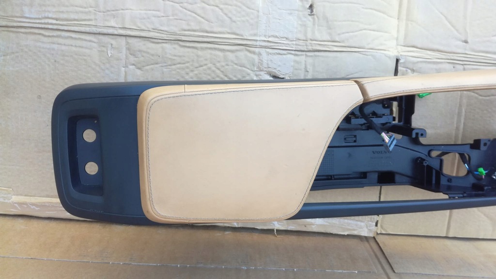 фото №9, Volvo s90 ii підлокітник тунель молдинг рамка шкіра бурштиновий стан bdb