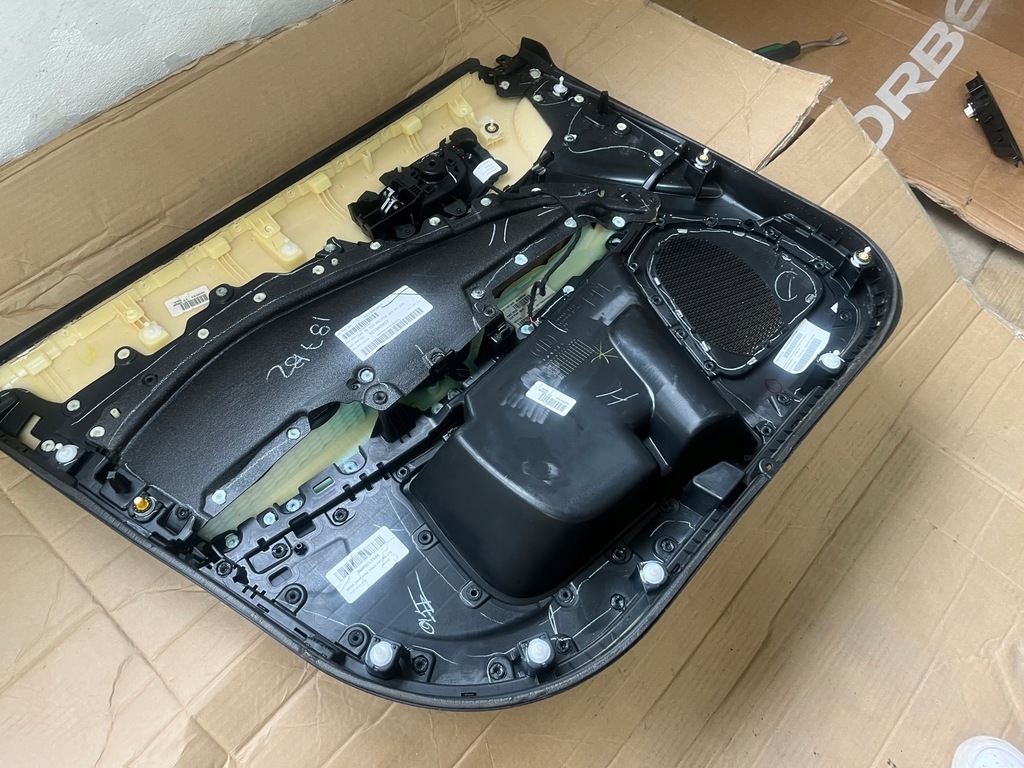 фото №10, Jeep compass ii 1.4it 2018r обшивка оббивка двері правий перед оригінал eu