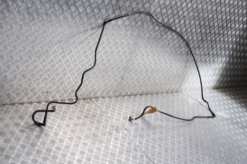 фото №1, Шланг топлива maserati levante 6700033285 p27