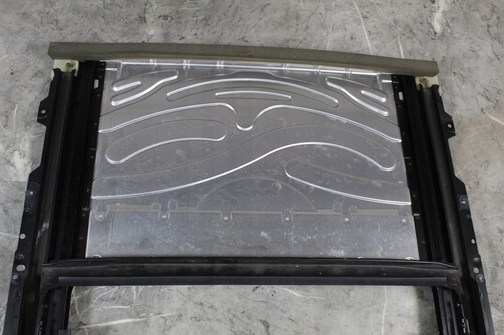 фото №10, Люк двигатель механизм bmw seria 3 e90