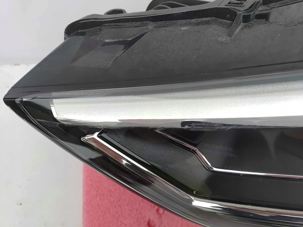 Audi q3 2 83a фара ліва перед передня full led 5667 Недорого