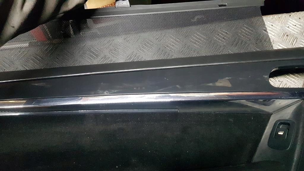 фото №11, Citroen c4 i picasso обшивка дверь обивка левый задняя шторка