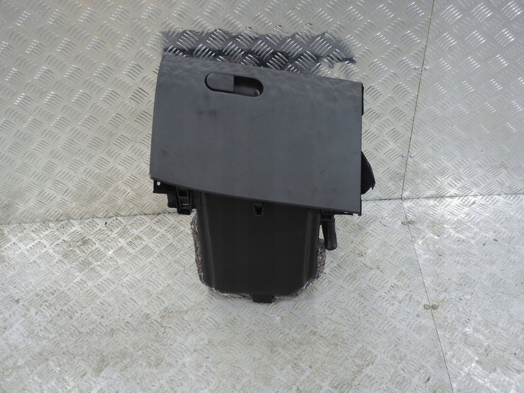 фото №1, Alfa romeo giulietta бардачок пасажира