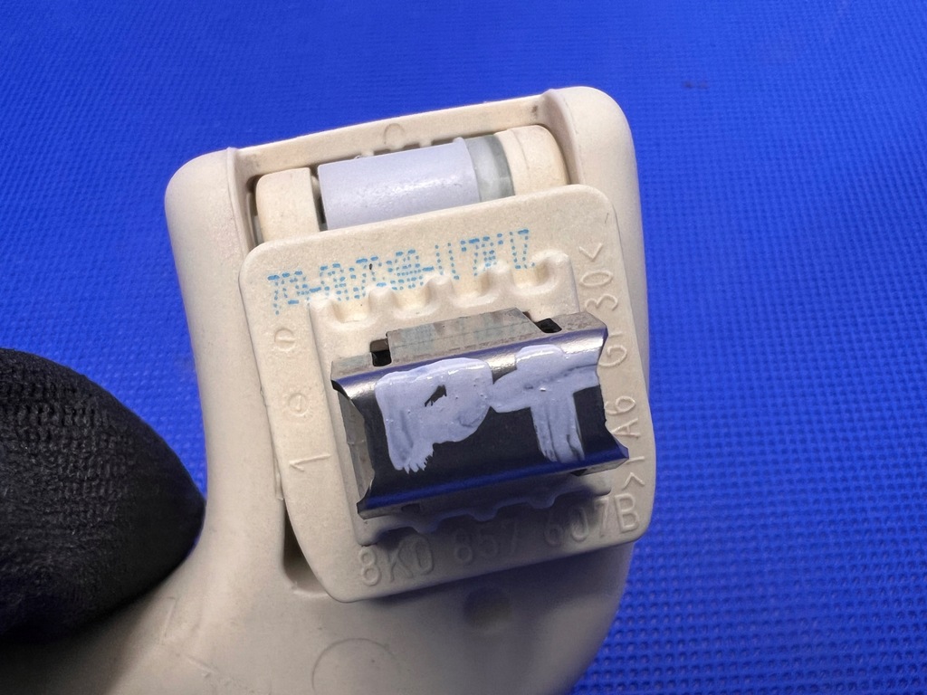 фото №8, Audi a6 a7 c7 4g ручка потолочный правый задняя 8k0857607b 8k0857608a jj3