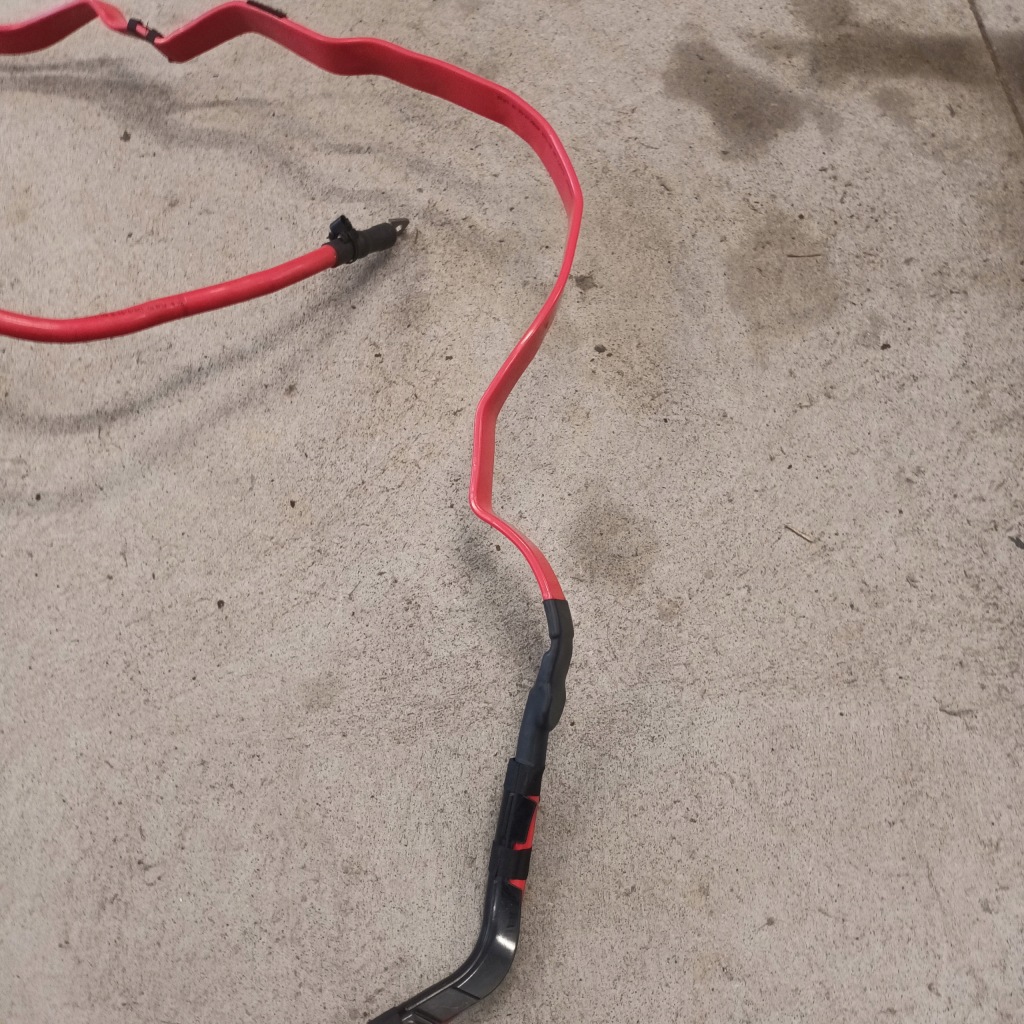 Audi a5 18- шланг аккумулятор клемма 8w1971225aa америка в Украине