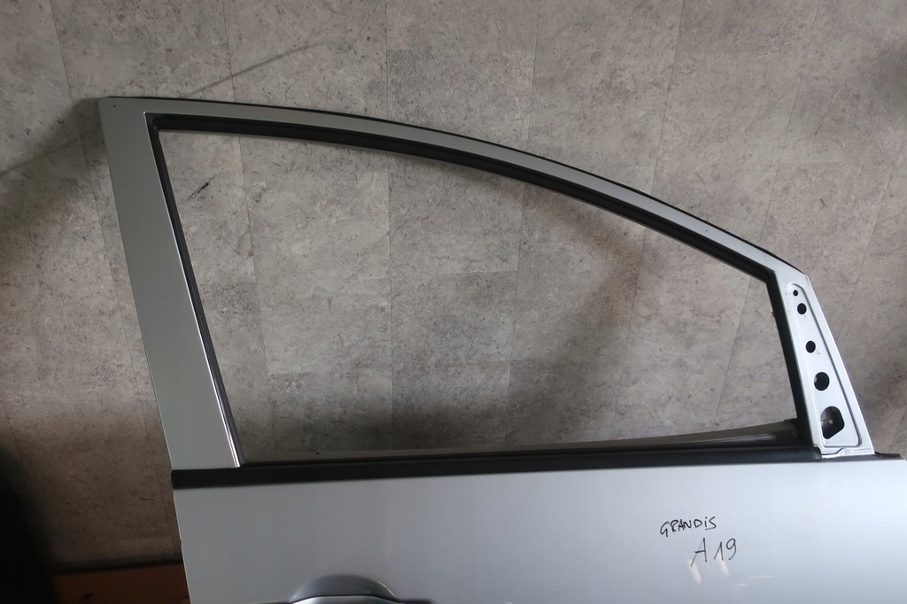 фото №9, Mitsubishi grandis двері праве перед a19 03-euro