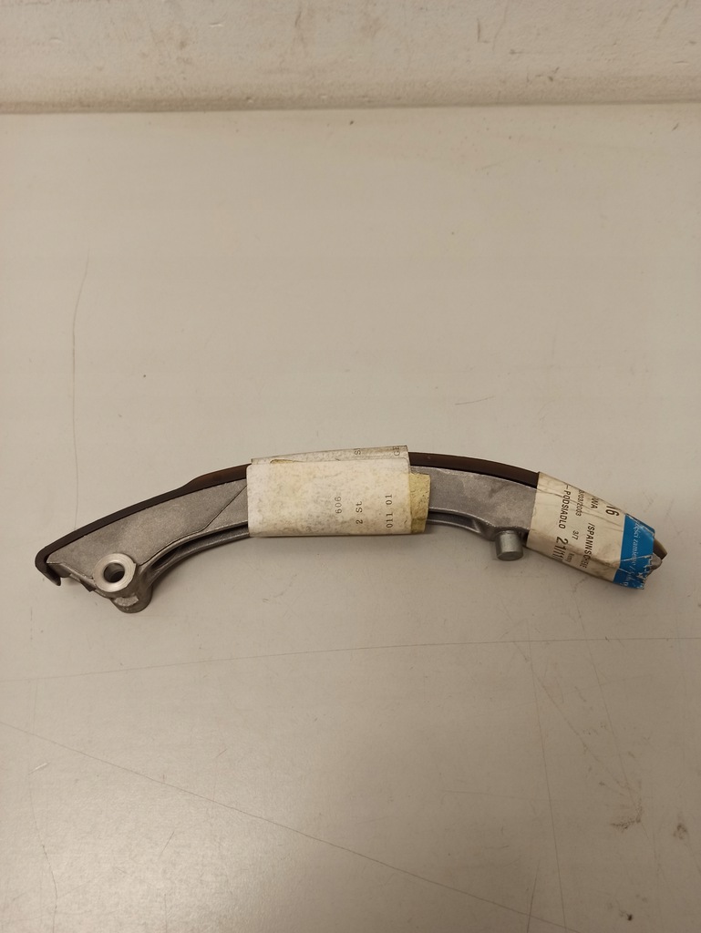 фото №1, Напрямна ланцюга mercedes m102 a1020500816