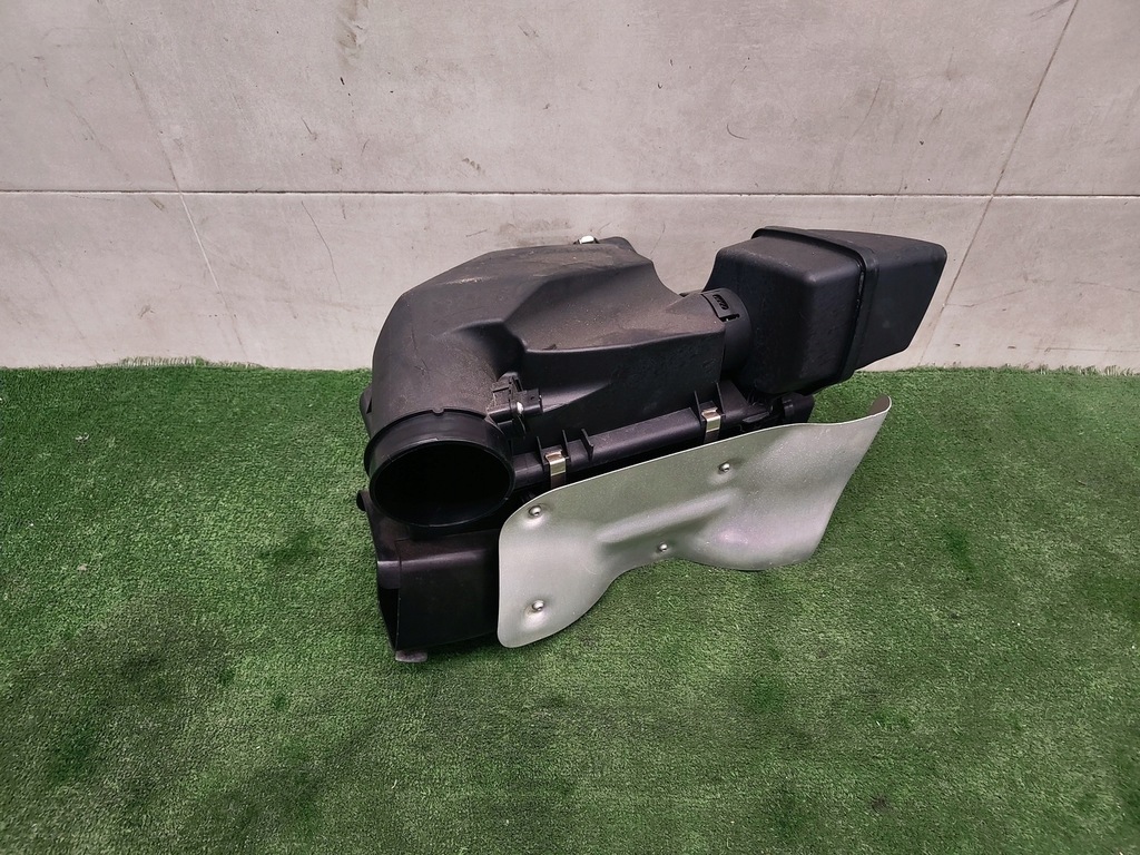 фото №1, Корпус фільтра повітря bmw 4 g26 9469487