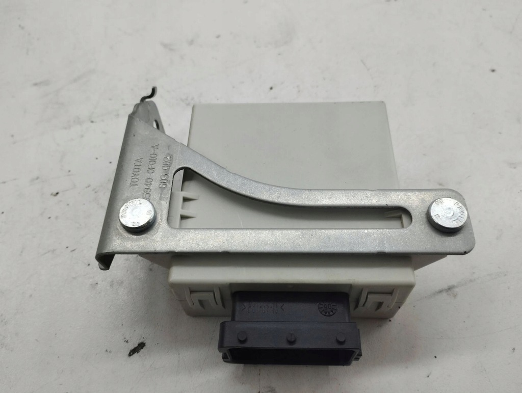 фото №6, Toyota corolla verso ar10 2006 модуль / реле дворник